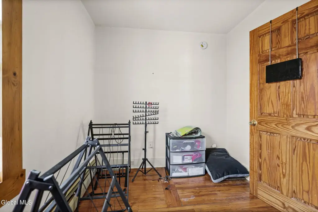 Picture 42