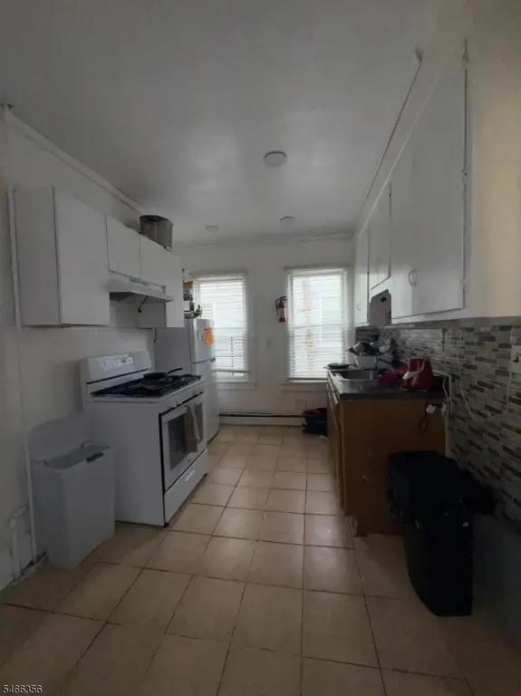 Picture 10