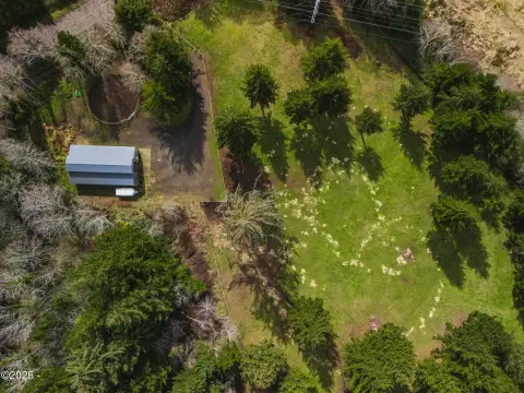 Equestrian Property with Horse Barn
