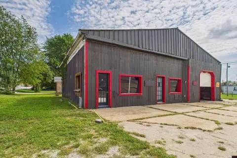 Commercial Property in Flippin, AR