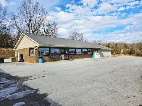 Established Liquor Store with Real Estate