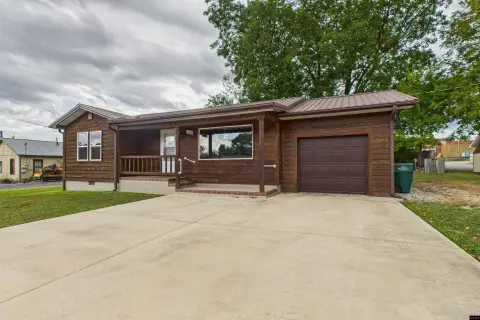 Downtown Commercial Property in Mountain Home