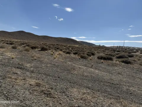 Land in Silver Springs, NV