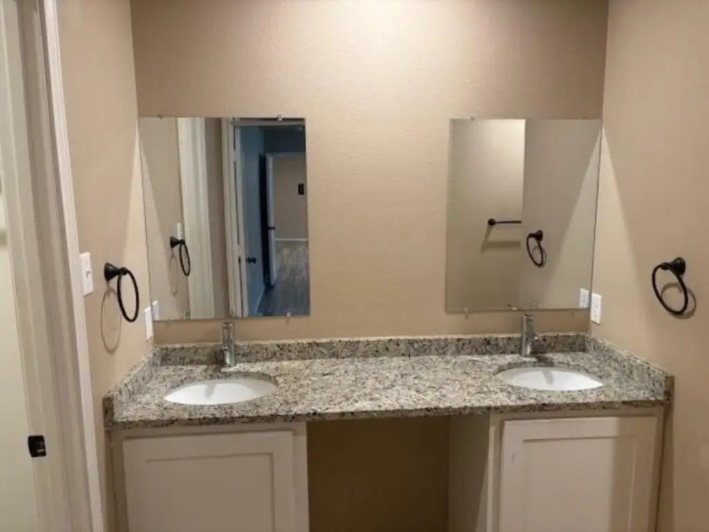 Picture 33