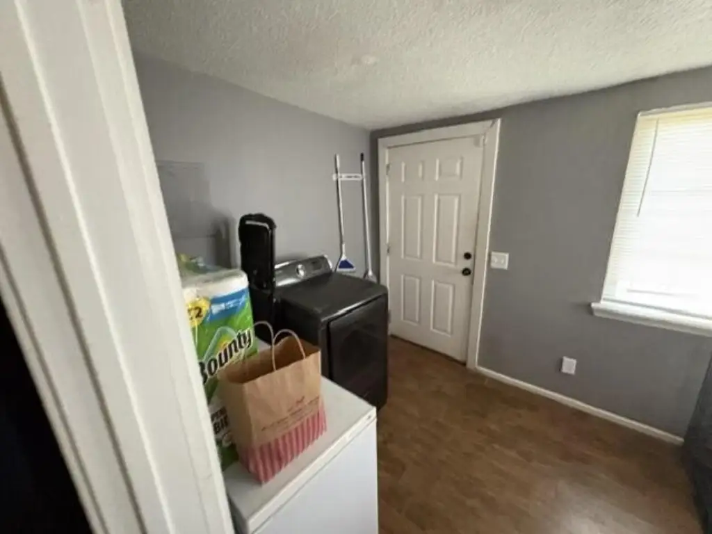 Picture 10