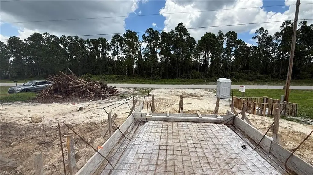 Picture 4