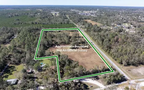 Residential Acreage in Live Oak