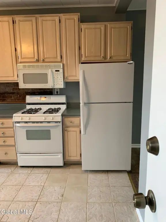 Picture 18