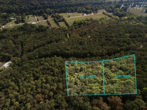 Acreage River Property in Norfork
