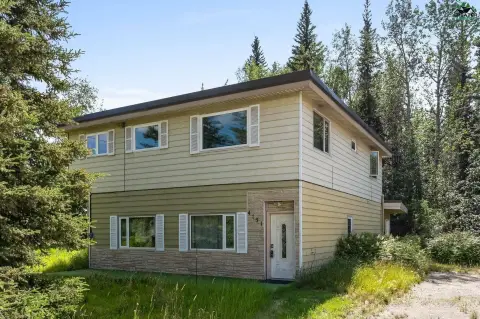Income-Generating Triplex in West Fairbanks