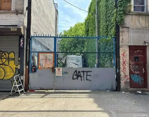 Brooklyn Vacant Lot For Sale