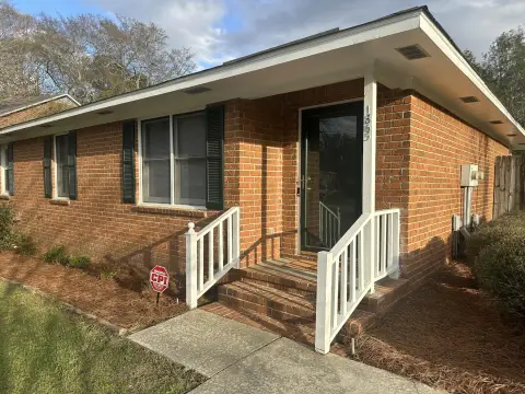 Duplex Near Shops and Schools