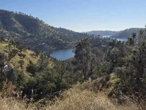 Land with Millerton Lake Views