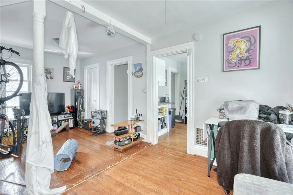 Picture 25
