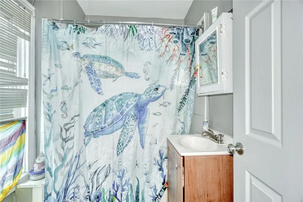 Picture 33