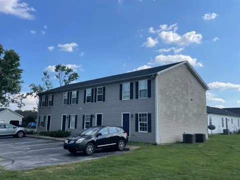 Bowling Green Townhome-Style 4-Plex