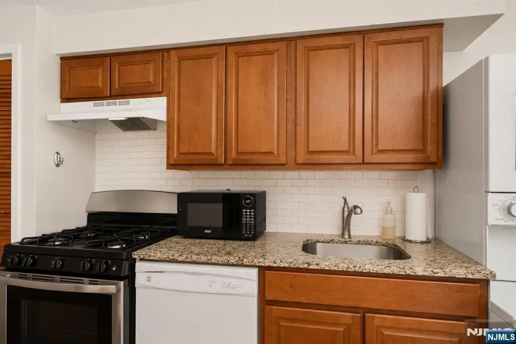 Picture 30
