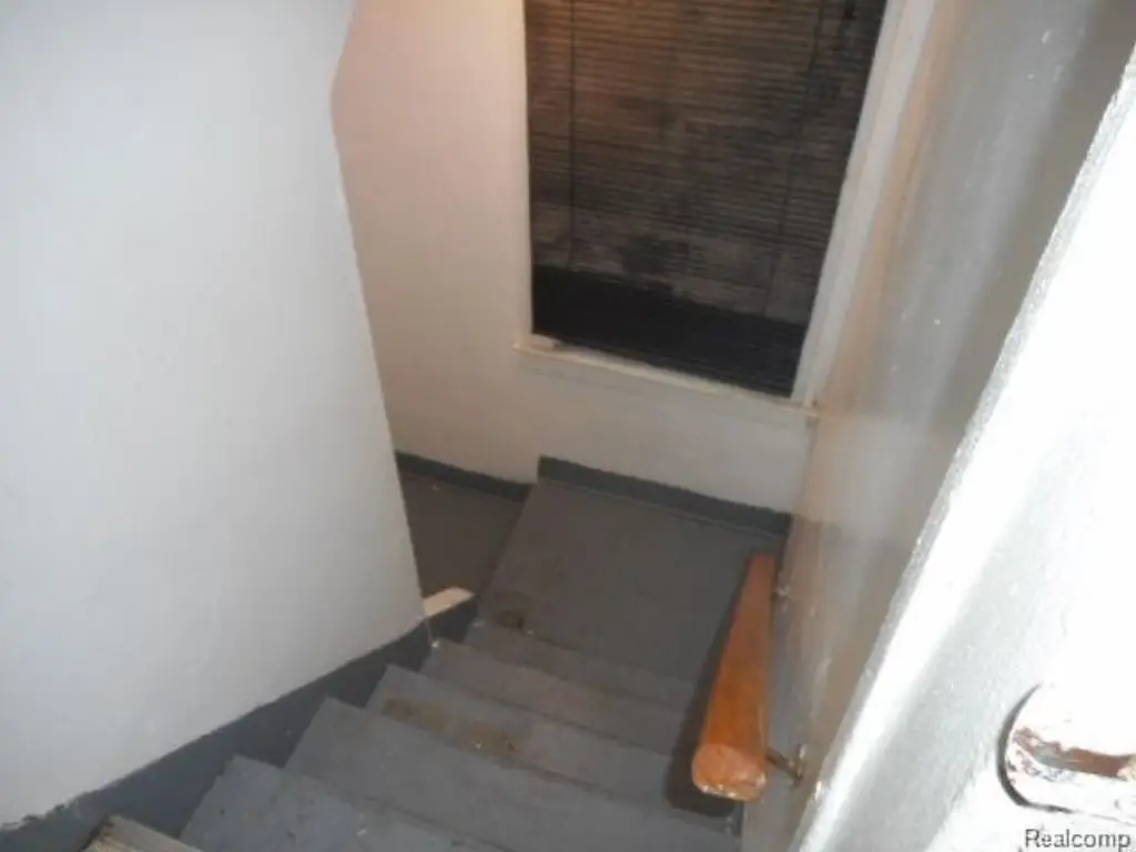 Picture 10