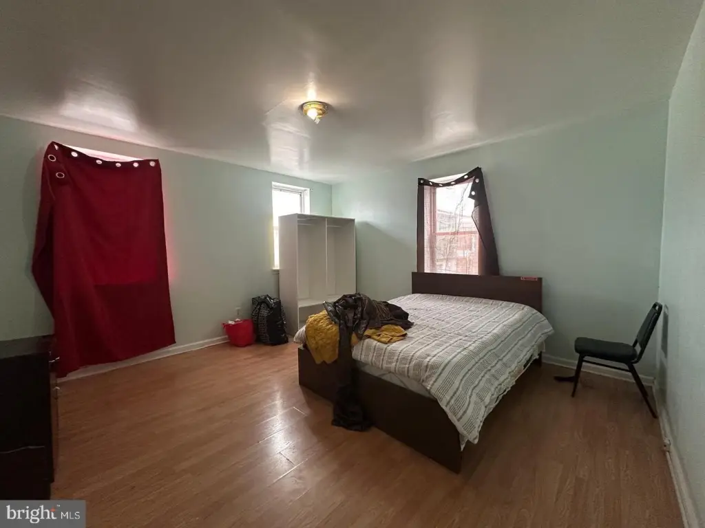 Picture 19