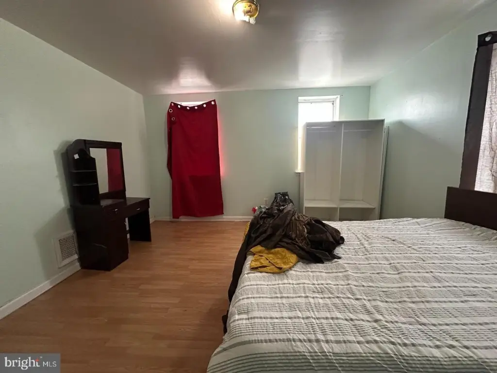 Picture 16