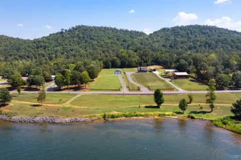 Lake Guntersville View Lot