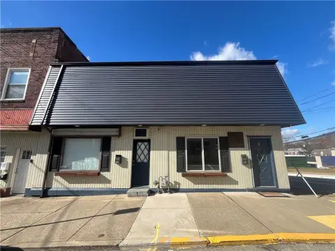 Commercial Unit in Trafford, PA