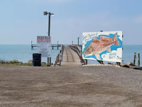 Residential Lot in Waterfront Community