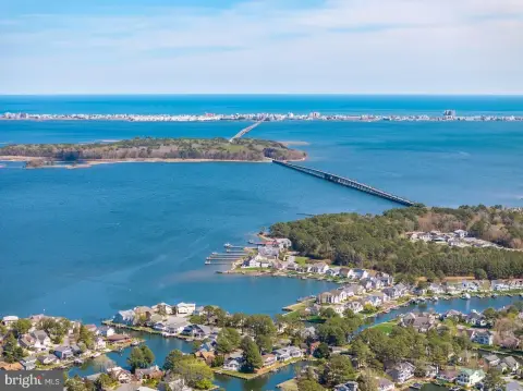 Ocean Pines Corner Lot