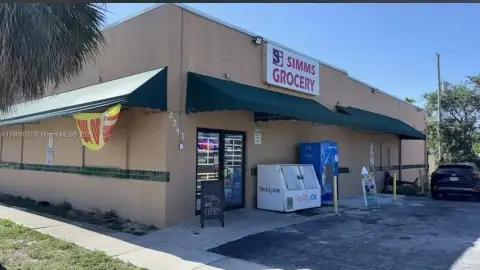 Established Mini-Market in Hollywood, FL