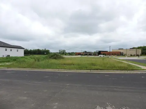 Residential Land in Quiet Subdivision