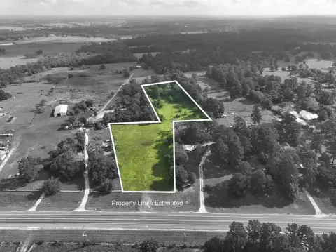 Highway Frontage Land in Navasota