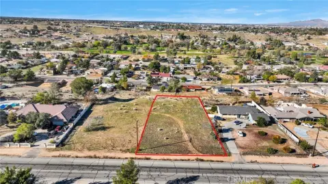 Spacious Vacant Lot in Hesperia