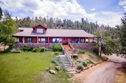 Oregon Ranch with Water Rights