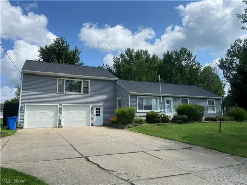 Two-Unit Ranch Duplex