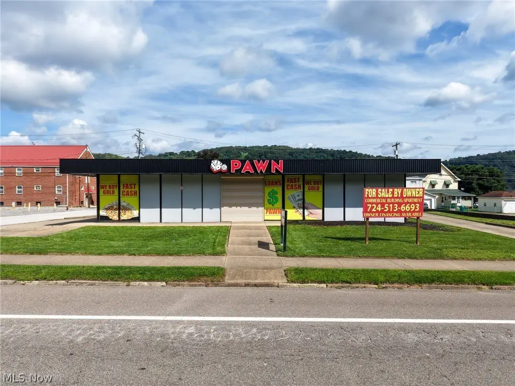 226 Washington St, Newell, WV 26050
