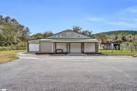 Versatile Commercial Property, Cleveland, SC