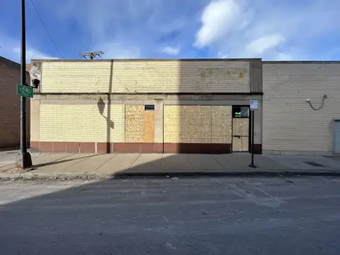 Spacious Storefront on Bustling Street
