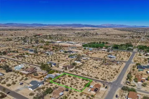 Spacious Lot in 29 Palms