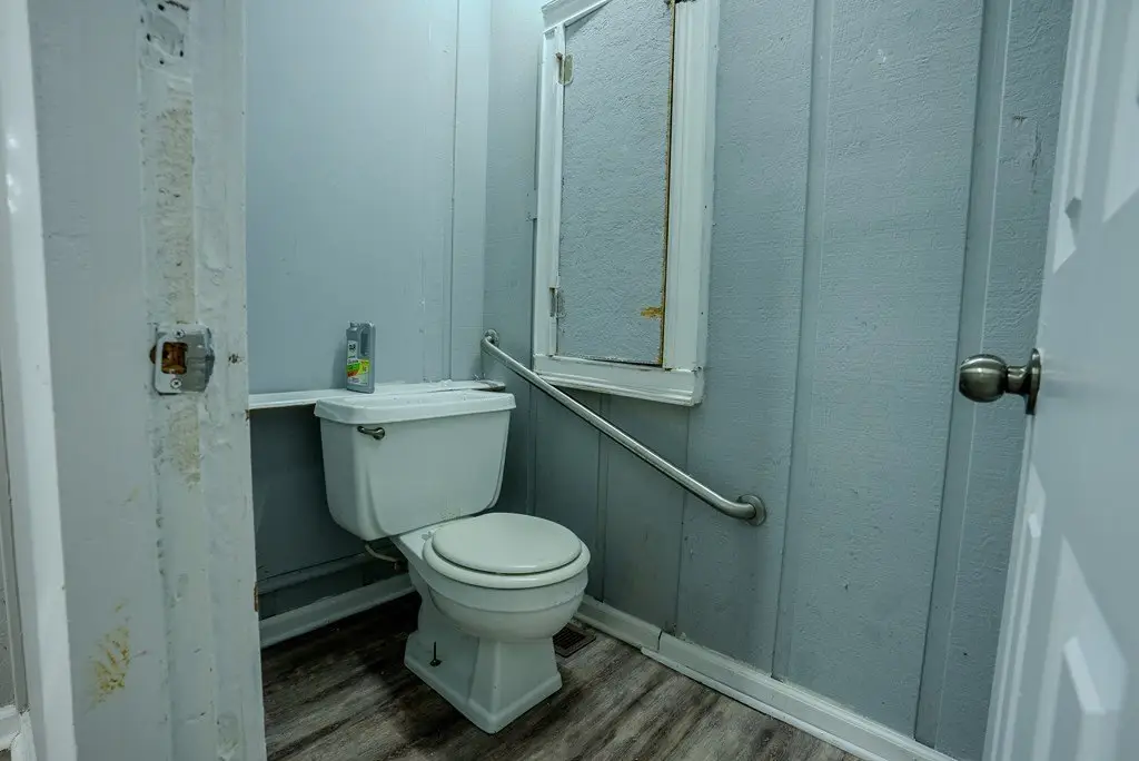 Picture 4