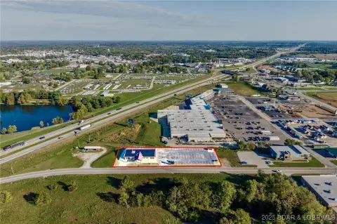Iconic Restaurant, Lounge, and Distillery