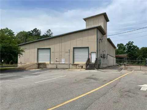 Warehouse with Rail Spur