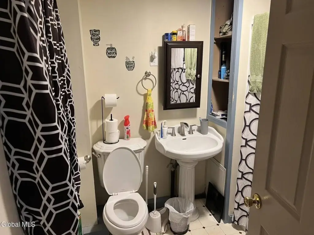 Picture 10