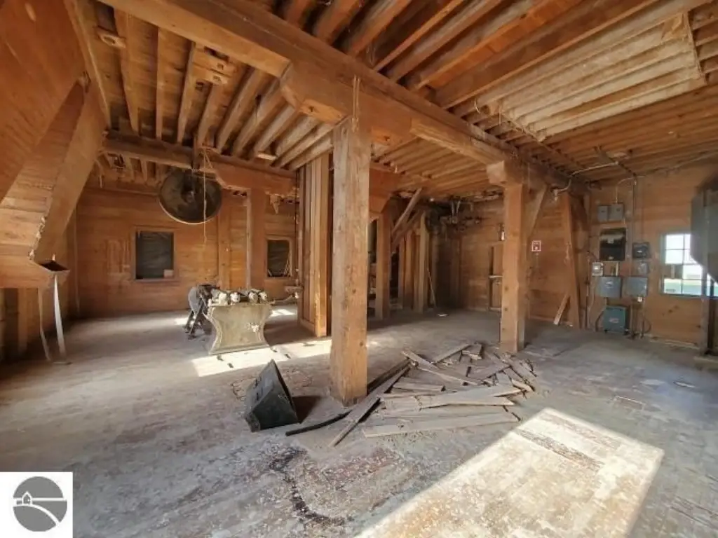 Picture 4