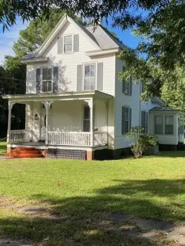 Charming Farmhouse in Onley, Virginia