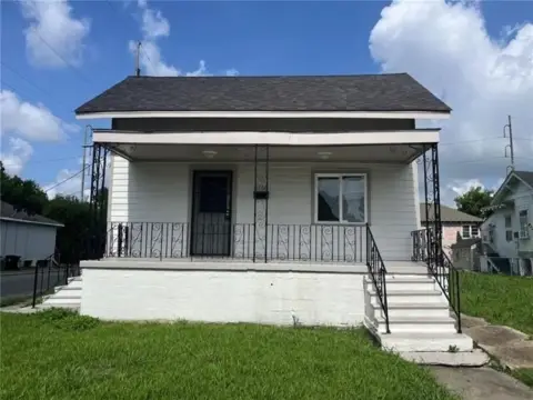 Marigny Bywater Corner Commercial Property