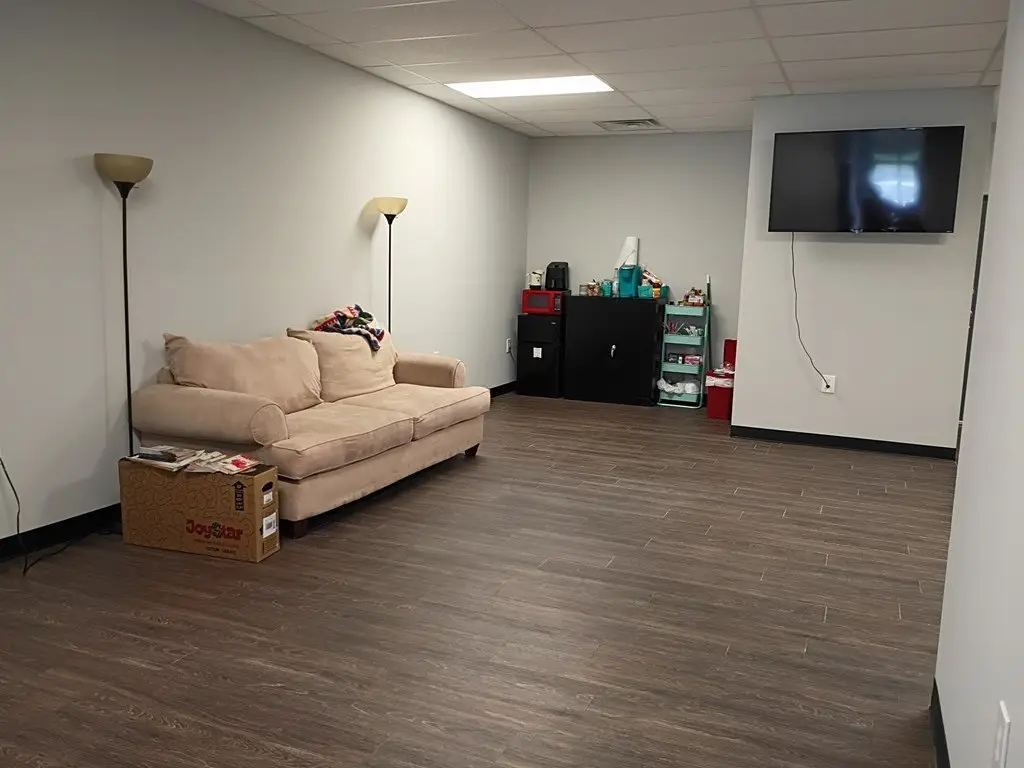Picture 4