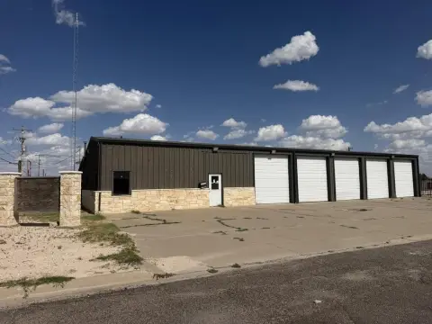 Flex Space with Office and Shop