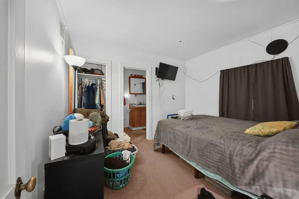 Picture 8