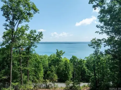 Lakefront Recreational Land Tract