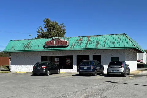 Franklin Commercial Space on 31W